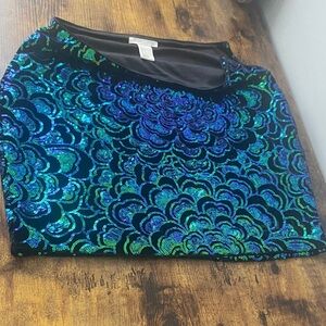 Elegant Floral Sequin Mini Skirt - Black and Blue